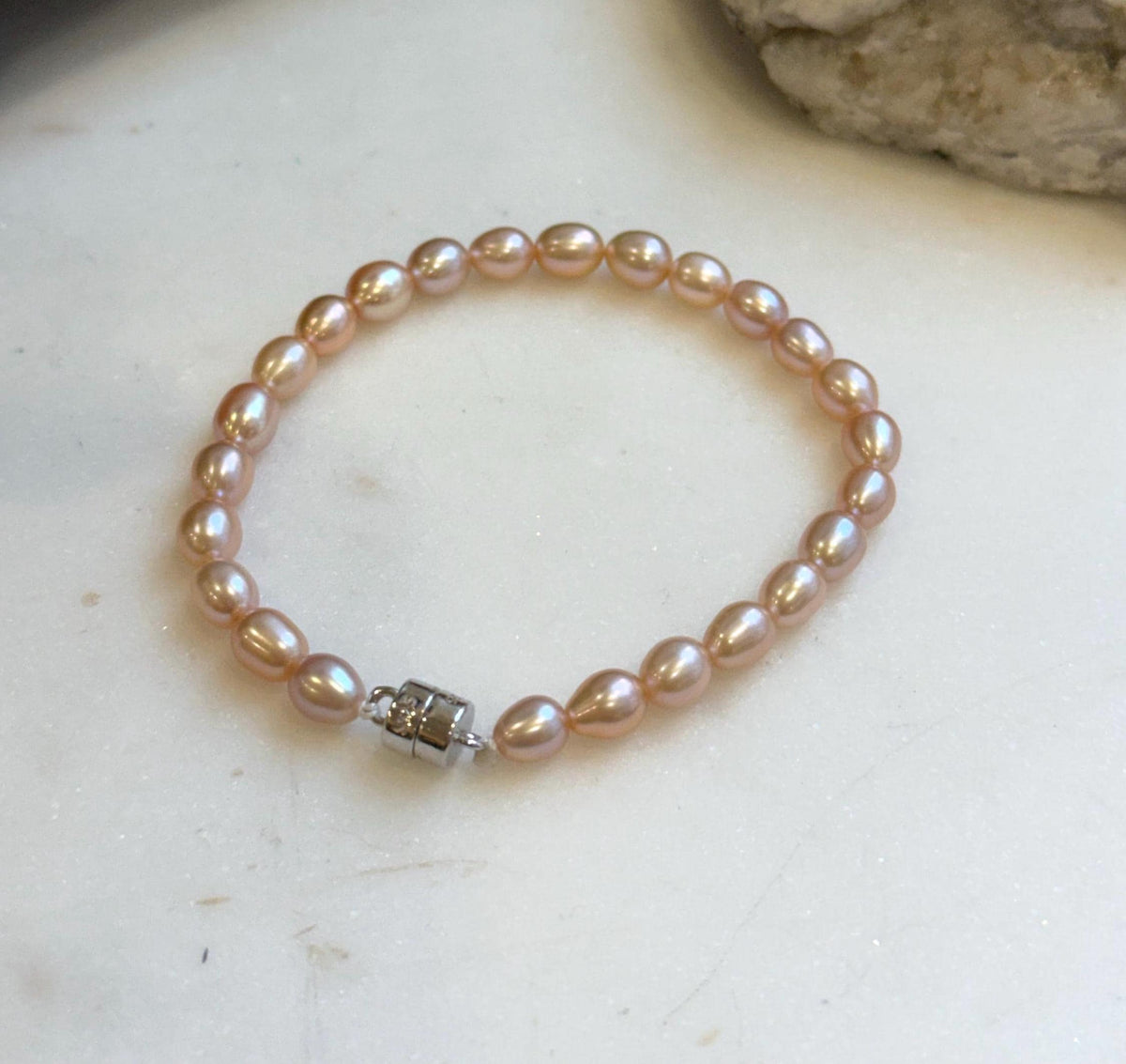 Elly’s Bracelet Peach rose Pearls: Extreme luster mirrored, 5.5-6mm, S925 silver magnetic clips Bracelet, different sizes.