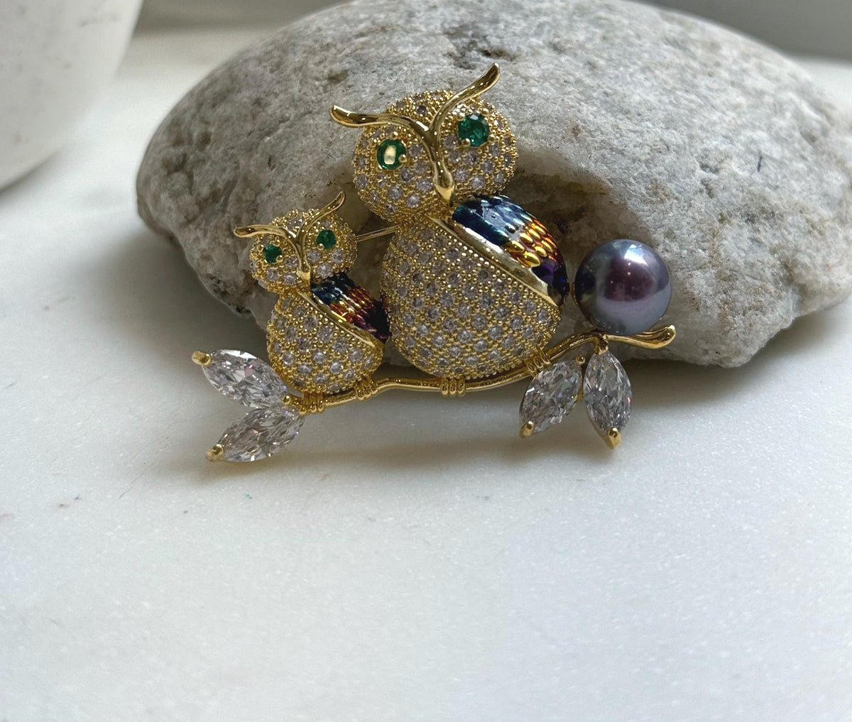 Elly’s Edison Pearl Owl Brooch pendant 2in1: Extreme luster mirrored, 10.2mm