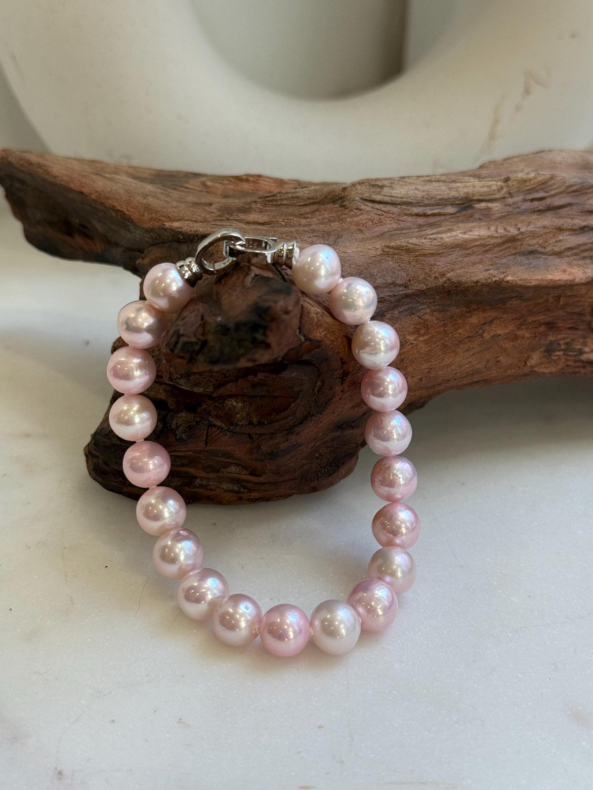 Elly’s Bracelet Pale pink Pearls: Extreme luster mirrored, 8.3-9.1mm, S925 silver clips Bracelet, different sizes. daily office pearl bracelet for her birthday