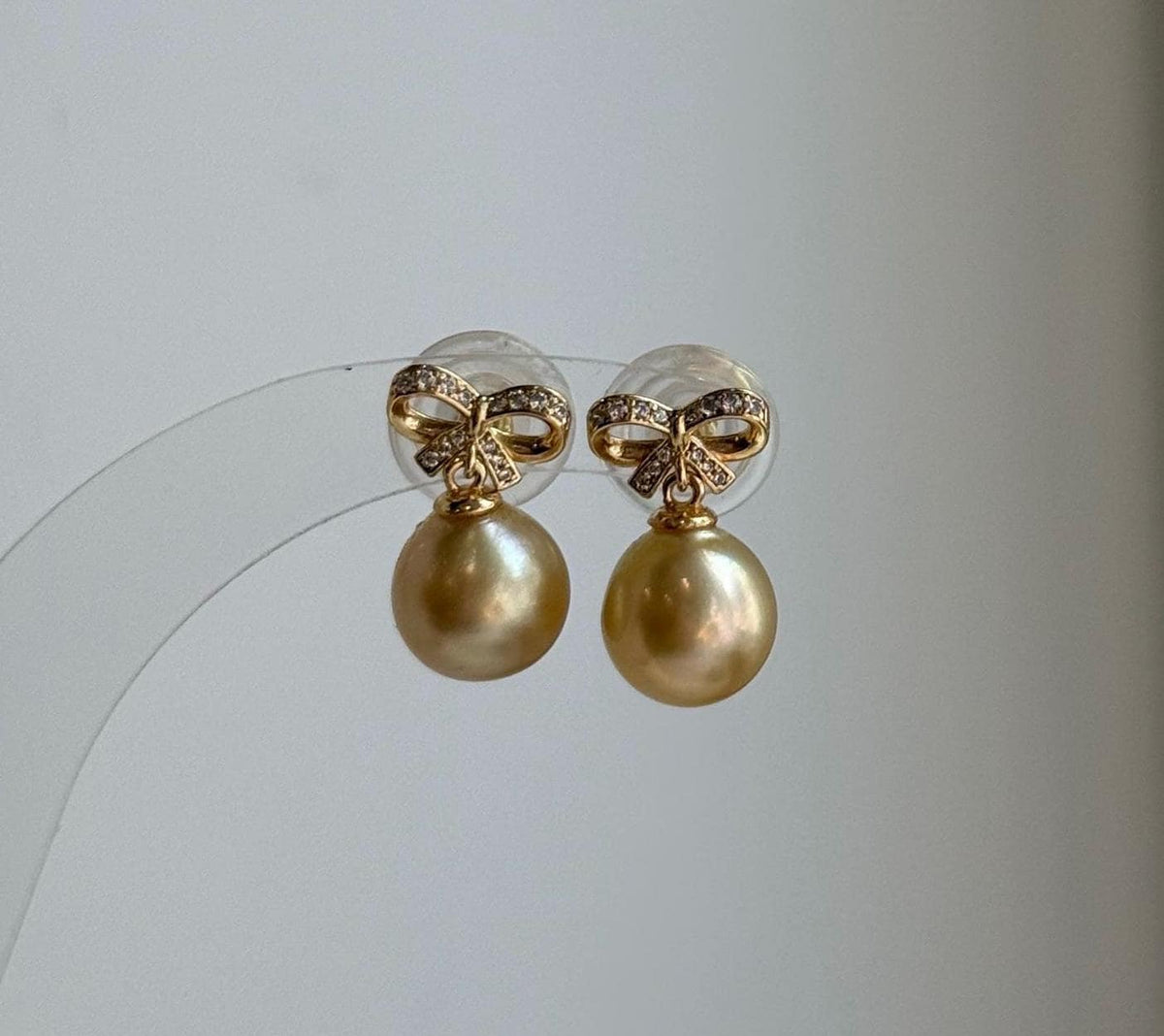 Elly’s 9.1mm South sea deep golden ocean Pearls Earrings: Extreme luster mirrored, 1.6cm high, S925 silver cool earrings.