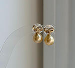 fancy golden pearls earrings