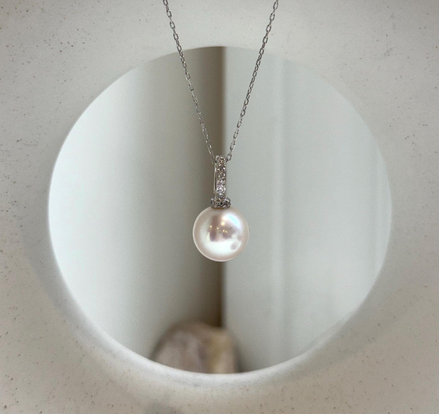 Elly’s 11.5mm Edison white Pearl Pendant: Extreme luster, 2.1cm high, s925 silver minimalist pendant necklace set.