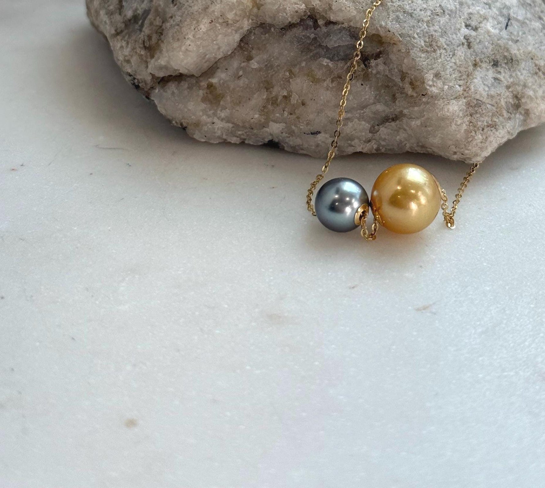 Elly’s Double Au750 18k Gold Tahitian South sea deep gold ocean Pearls Floating pendants:Extreme luster, 8.4-10.8mm.