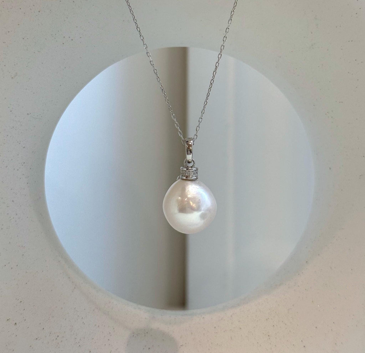 large white Edison Pearl sterling silver pendant