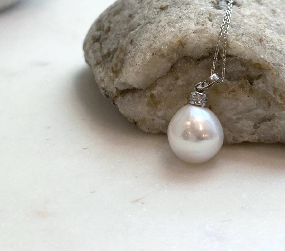 large white Edison Pearl sterling silver pendant