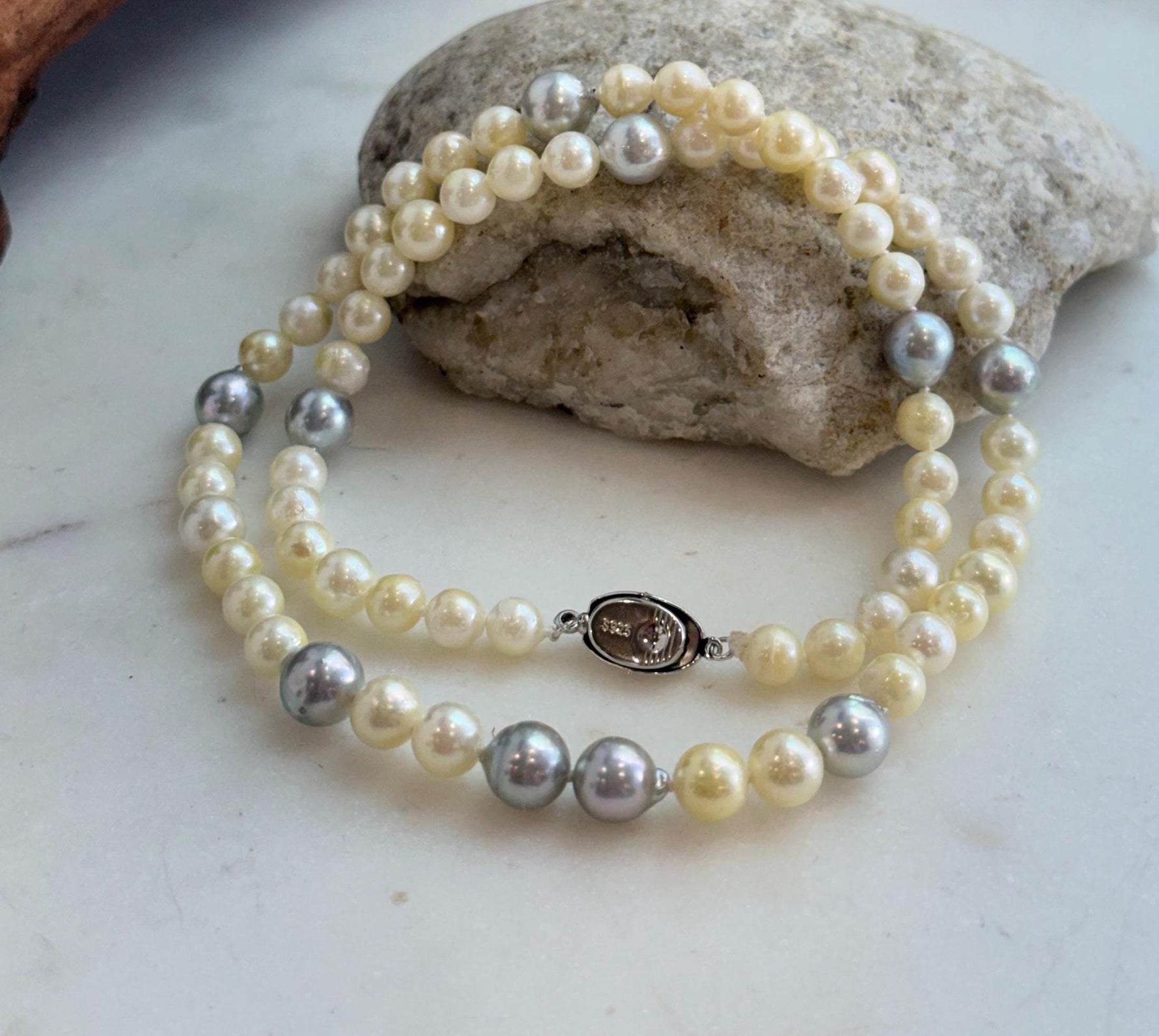 Akoya ocean golden silver pearls necklace strand