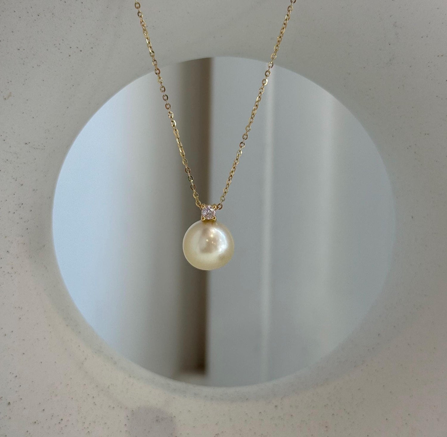 Elly’s 10.8mm South Sea Golden Ocean Pearl Pendant: Extreme luster, 1.4cm high, S925 Silver Vintage pendant.