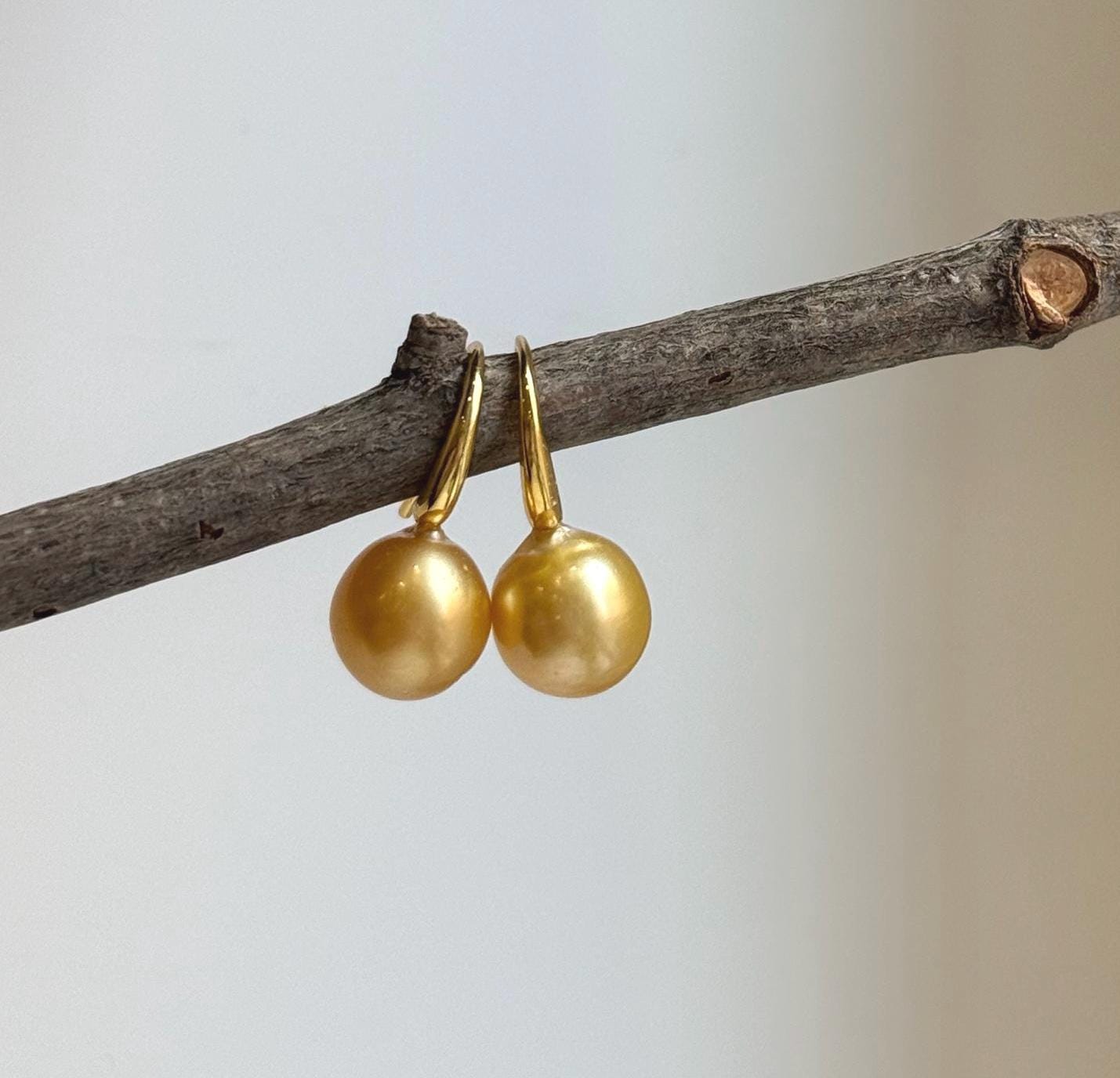 Elly’s 9.6mm Genius South sea deep golden ocean Pearls Earrings hooks: Extreme luster mirrored, 2.2cm high, S925 silver earrings.