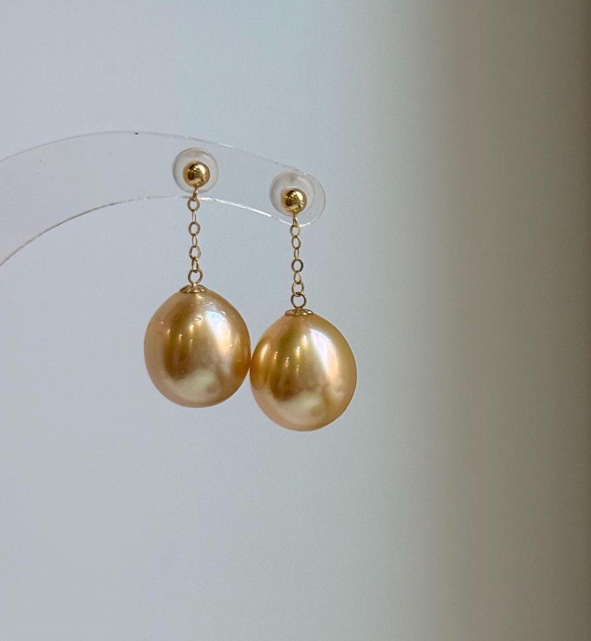 Elly’s 11.6mm Au750 18K gold South sea golden ocean pearls Earrings: Extreme luster mirrored, 18k real gold earrings chandeliers. high quality real gold ocean golden pearls earrings for her holiday
