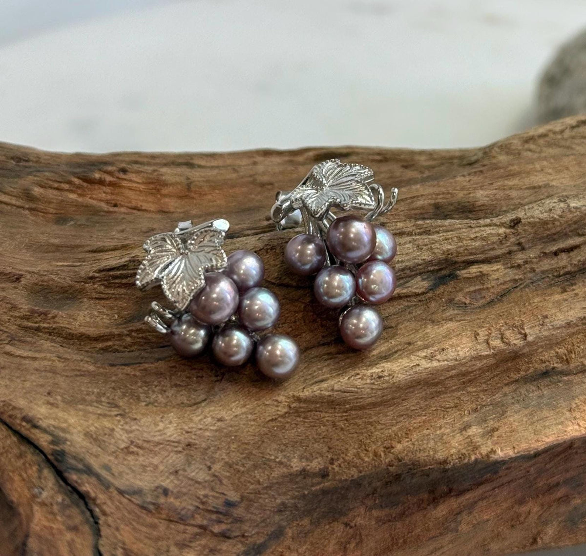 Elly’s 4.8-5.8mm Genius Freshwater purple Keshi Pearls Grape Earrings: Extreme luster mirrored, 1.4x2.2cm, S925 silver cool grape earrings.