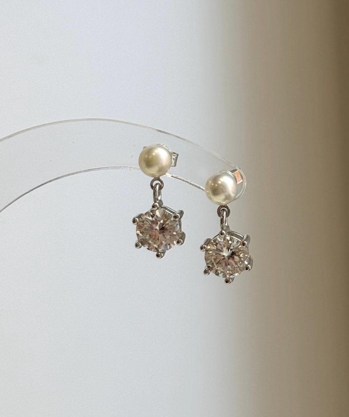 quality Moissanite ocean pearls earrings for her birthday