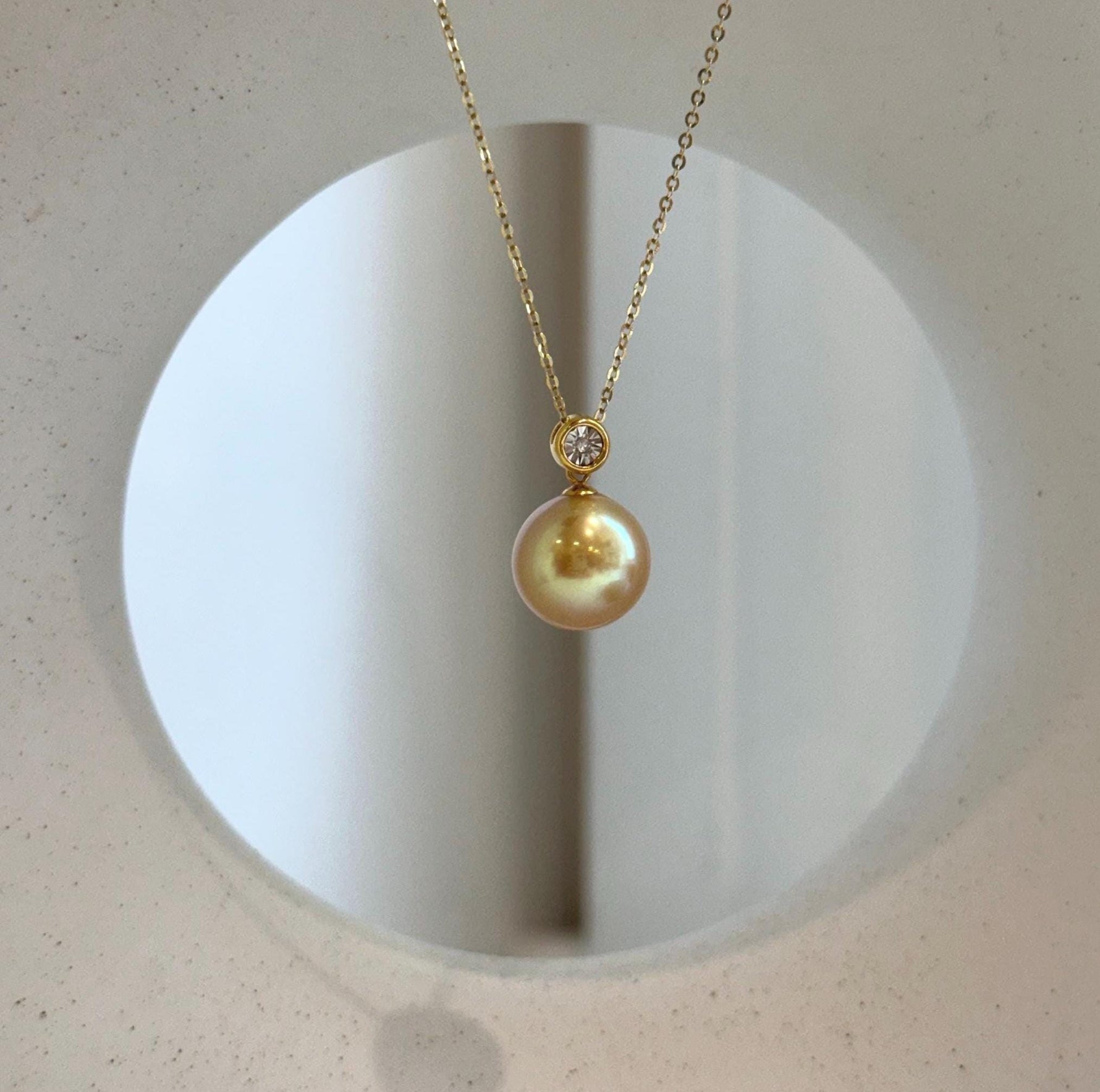 south sea deep tea golden pearl 18k gold pendant for her