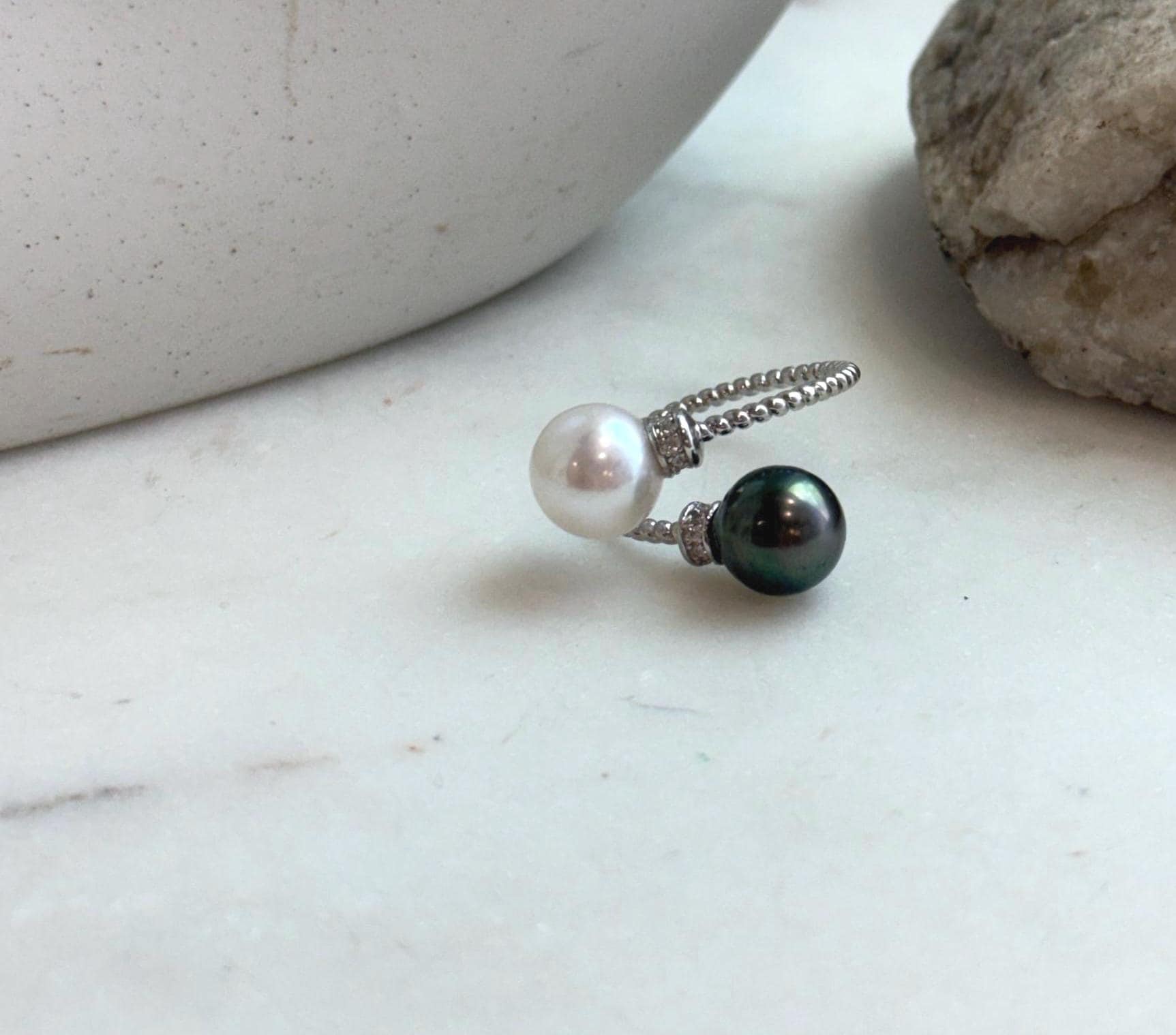 Elly’s Double Tahitian ocean Edison pearls Ring: Extreme luster mirrored, 9-9.5mm , S925 silver adjustable minimalist high quality daily price pearls Ring.