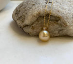 Elly’s 11.7mm Au750 18K Gold Genius South Sea ultra Golden Ocean Pearl high quality fancy cool golden pearl Pendant for her birthday