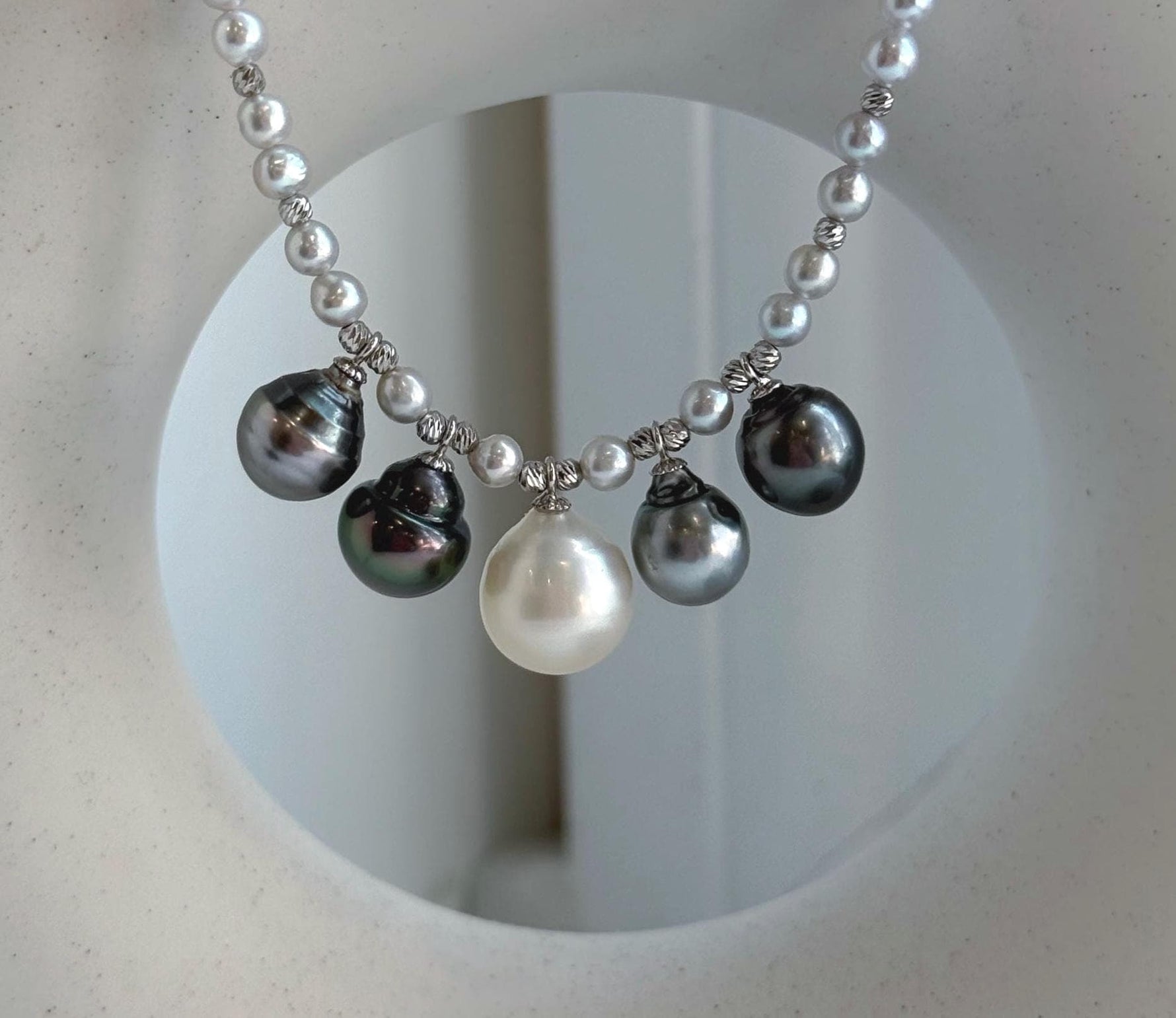 black ocean pearls necklace strand