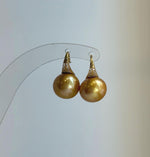 Edison golden pearl earrings hooks