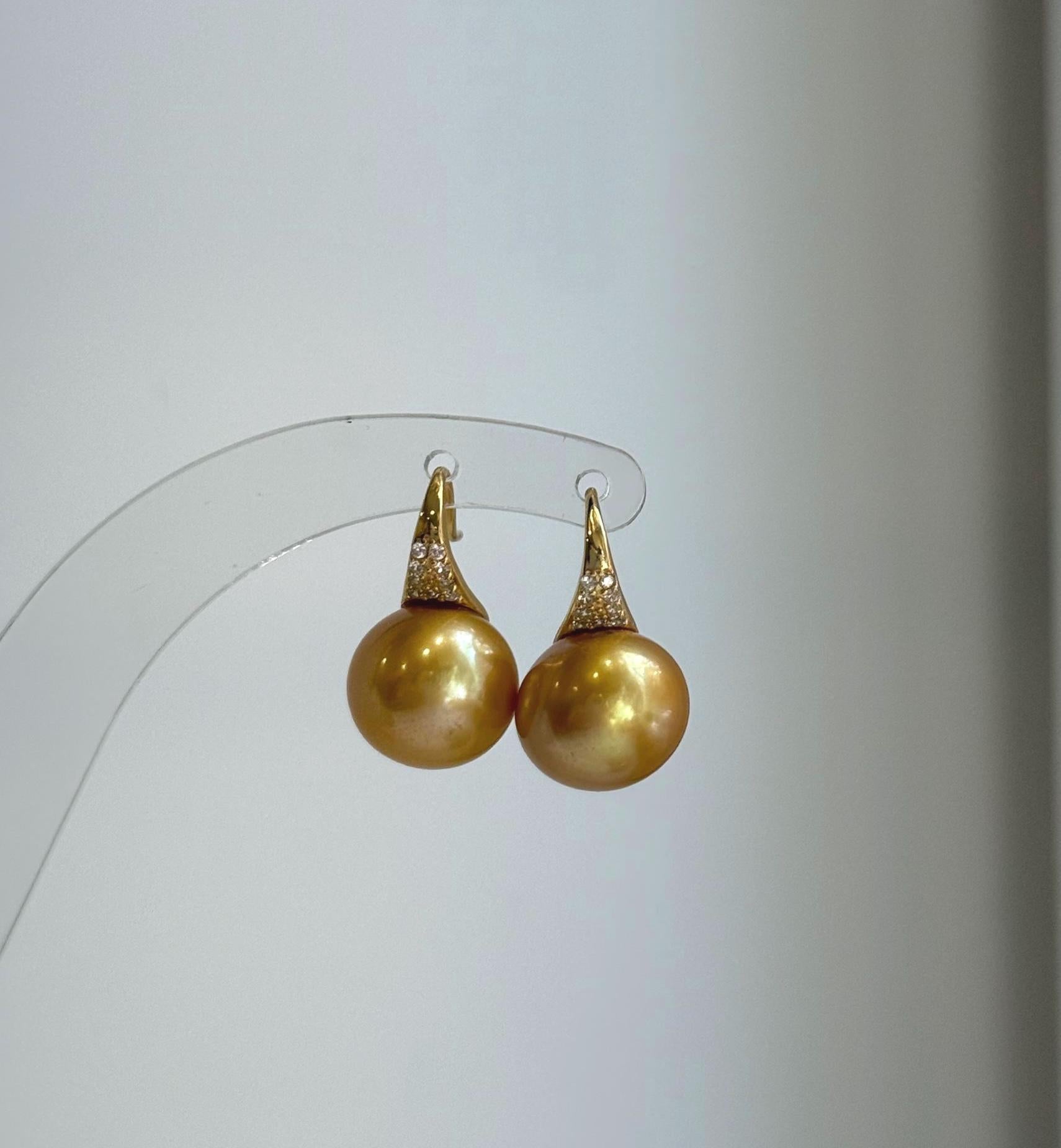 Edison golden pearl earrings hooks