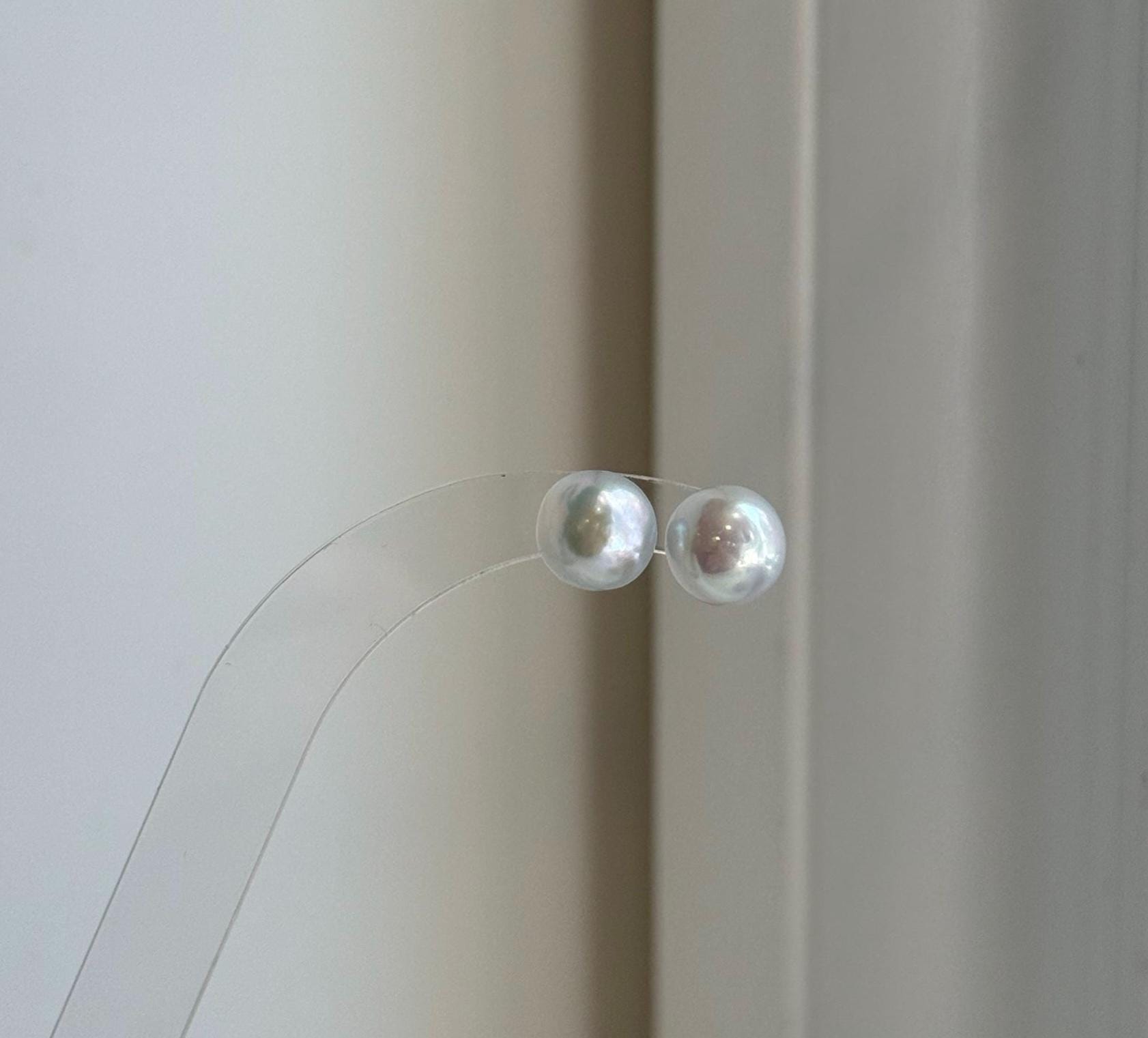 white blue Edison pearls earrings