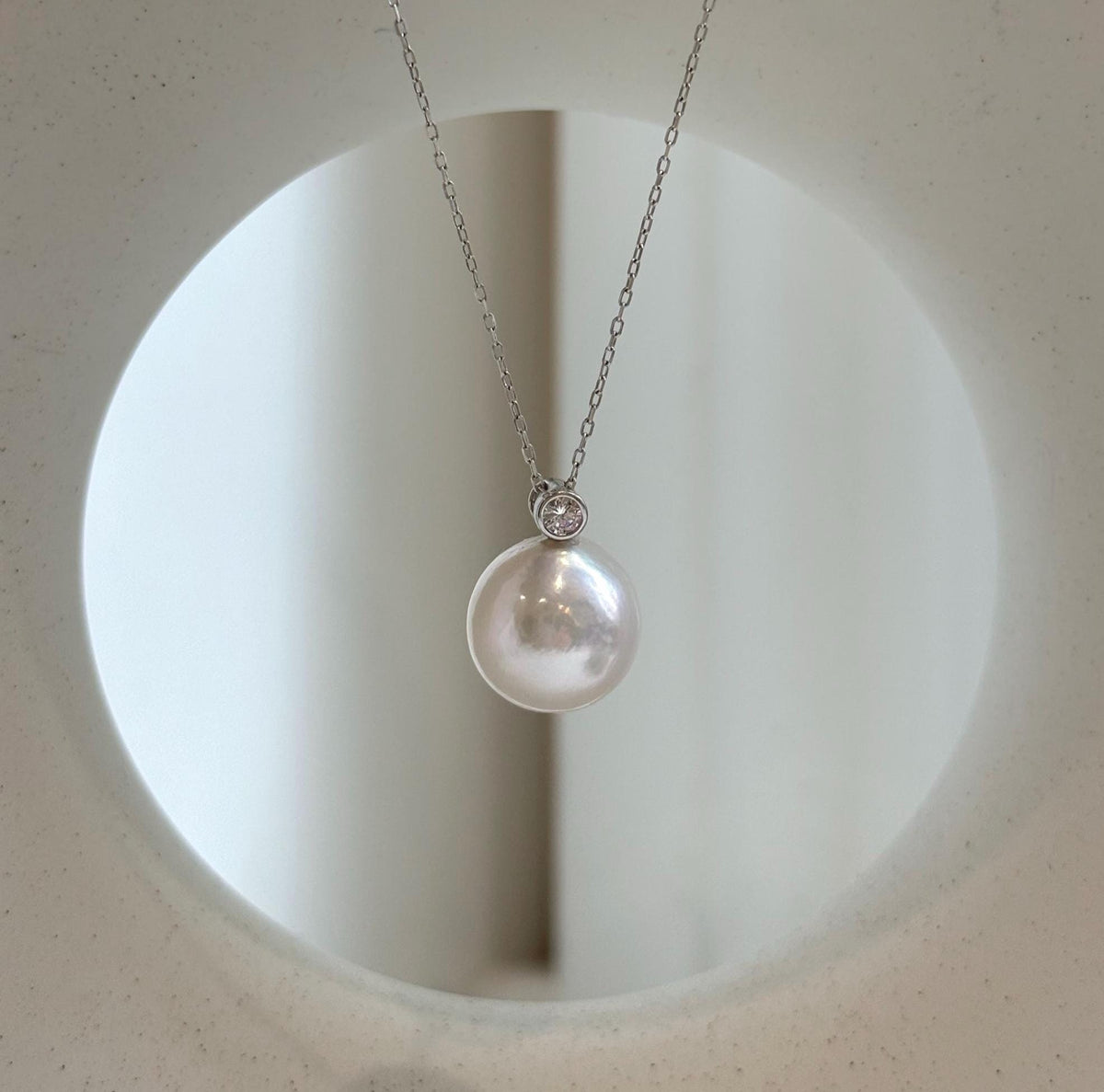 Edison white pearl sterling silver pendant for her anniversary