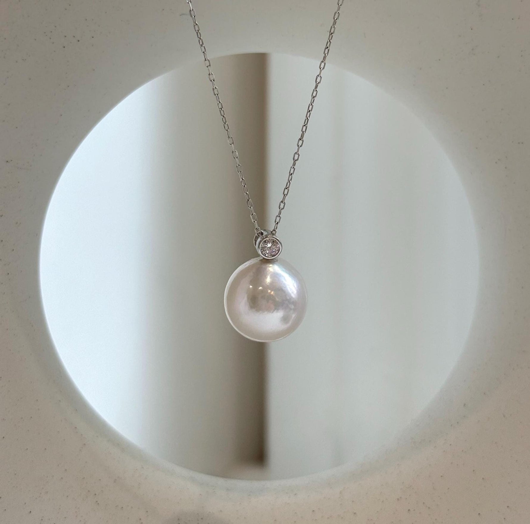 Edison white pearl sterling silver pendant for her anniversary