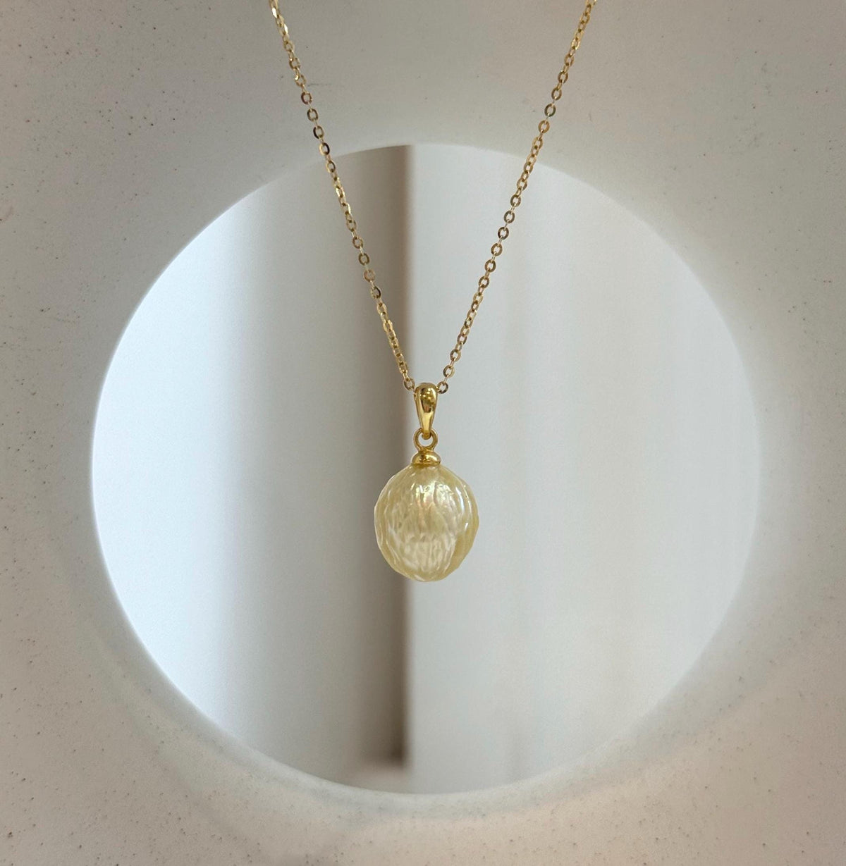 south sea golden carved ocean pearl s925 silver pendant for her