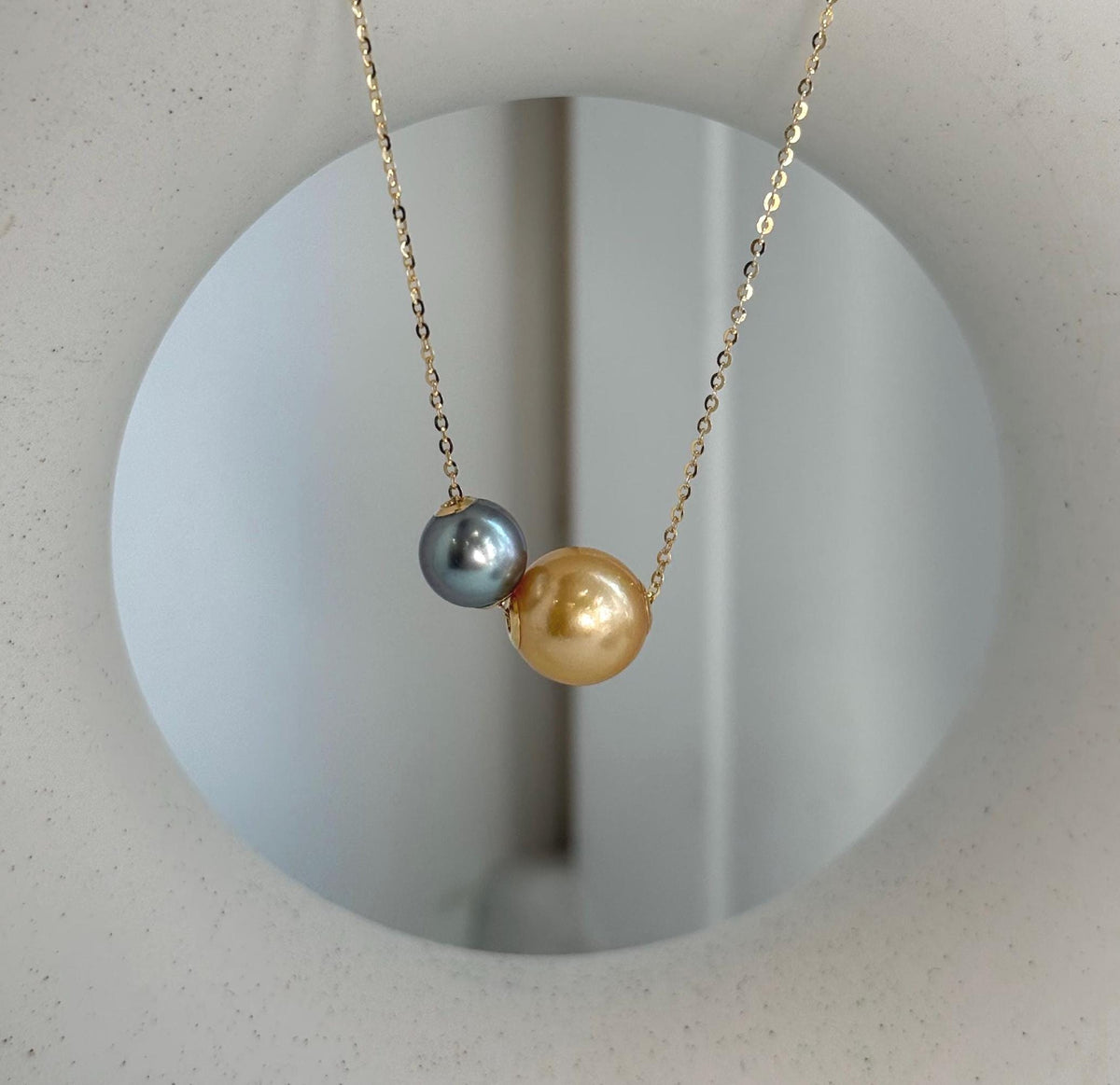 Elly’s Double Au750 18k Gold Tahitian South sea deep gold ocean Pearls Floating pendants:Extreme luster, 8.4-10.8mm.