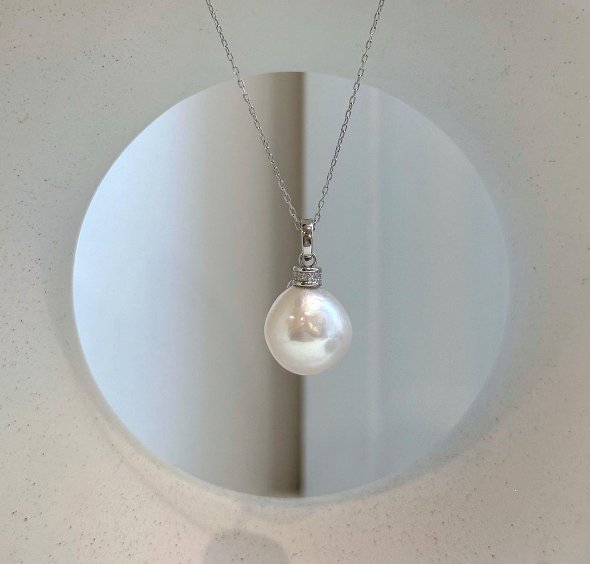 large white Edison Pearl sterling silver pendant