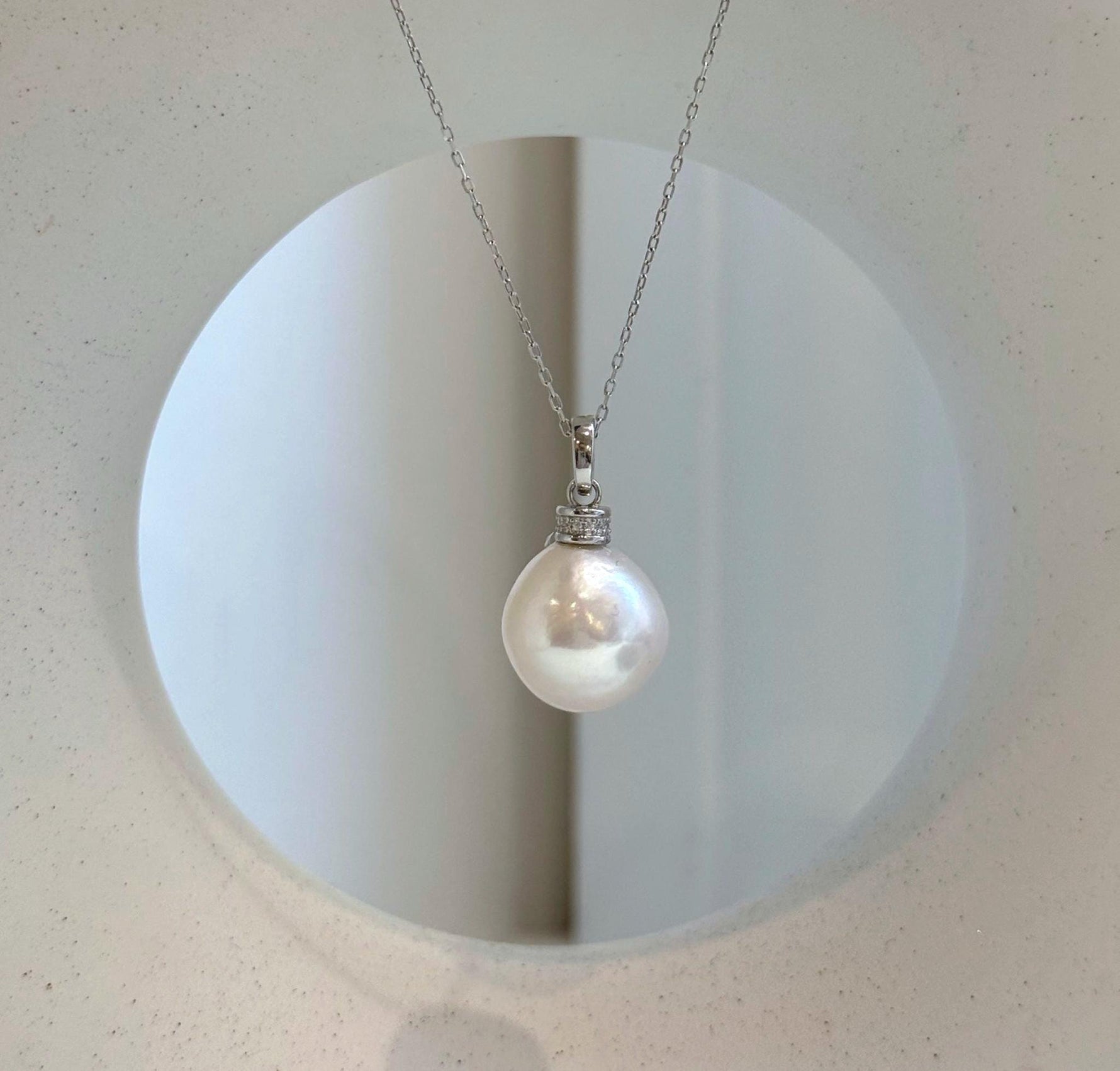 large white Edison Pearl sterling silver pendant