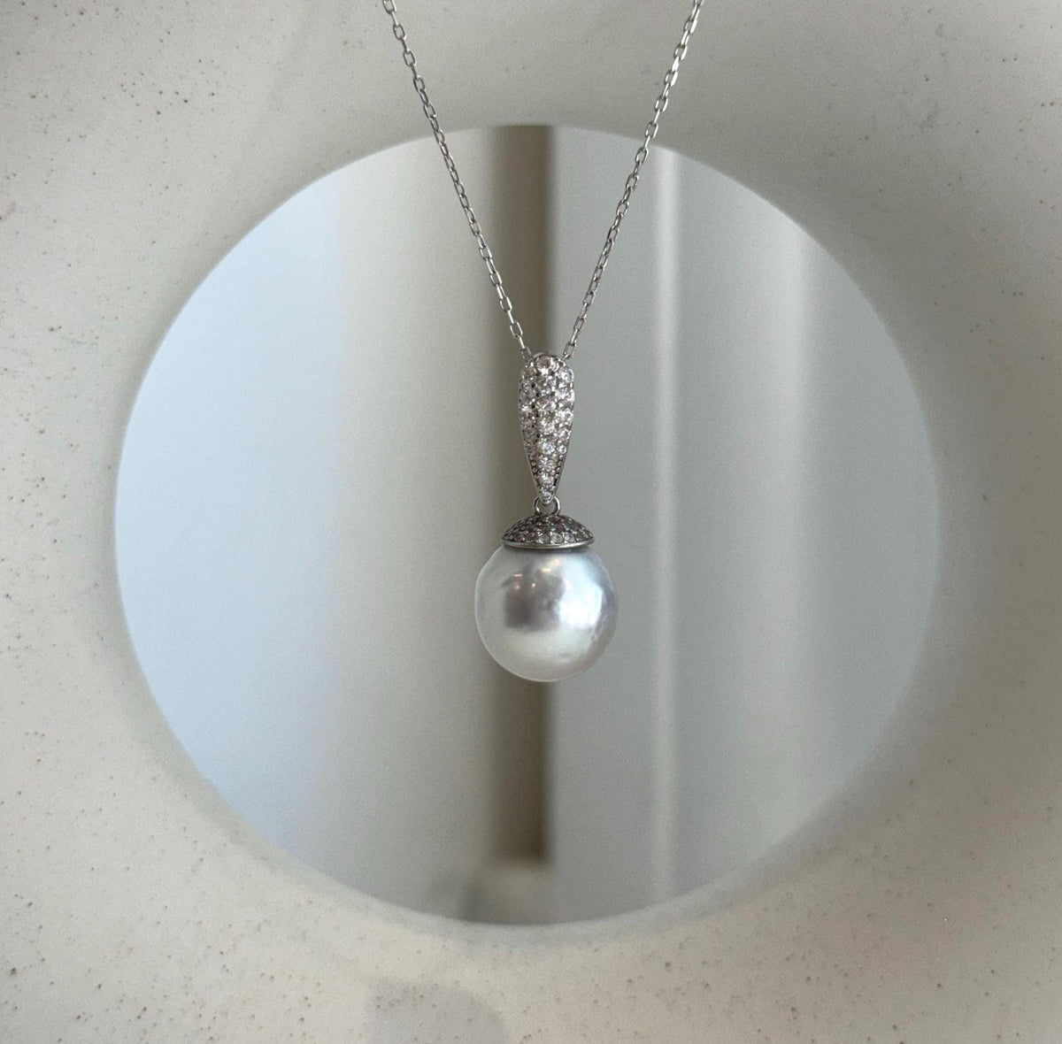 Australian ocean white silver pearl pendant for her anniversary