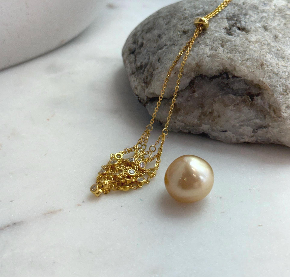 south sea golden ocean pearl net pocket pendant chain set