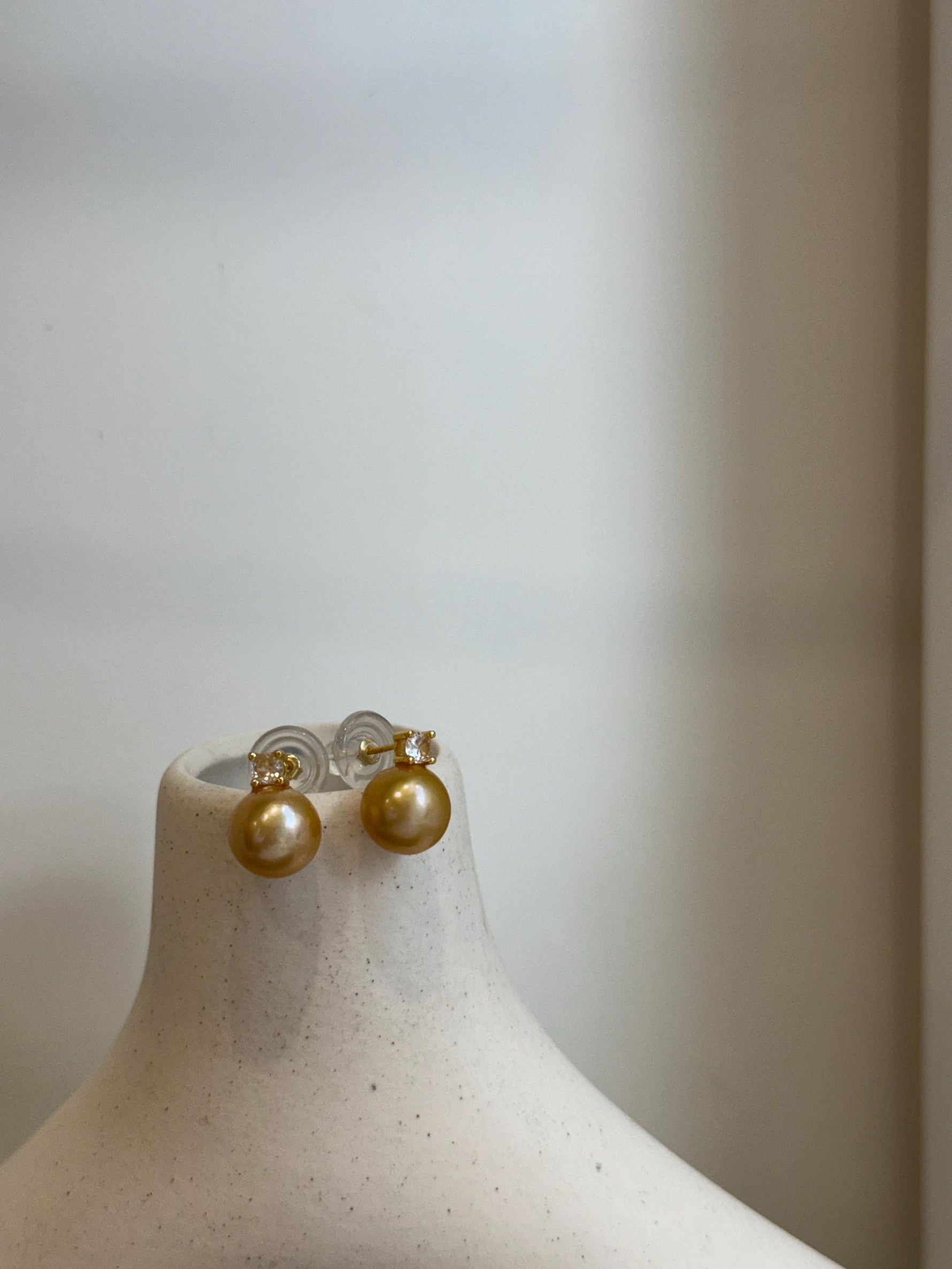 Elly’s 10.4mm Edison deep gold Pearls Earrings studs: Extreme luster Mirrored, 1.4cm high, S925 silver earrings studs.