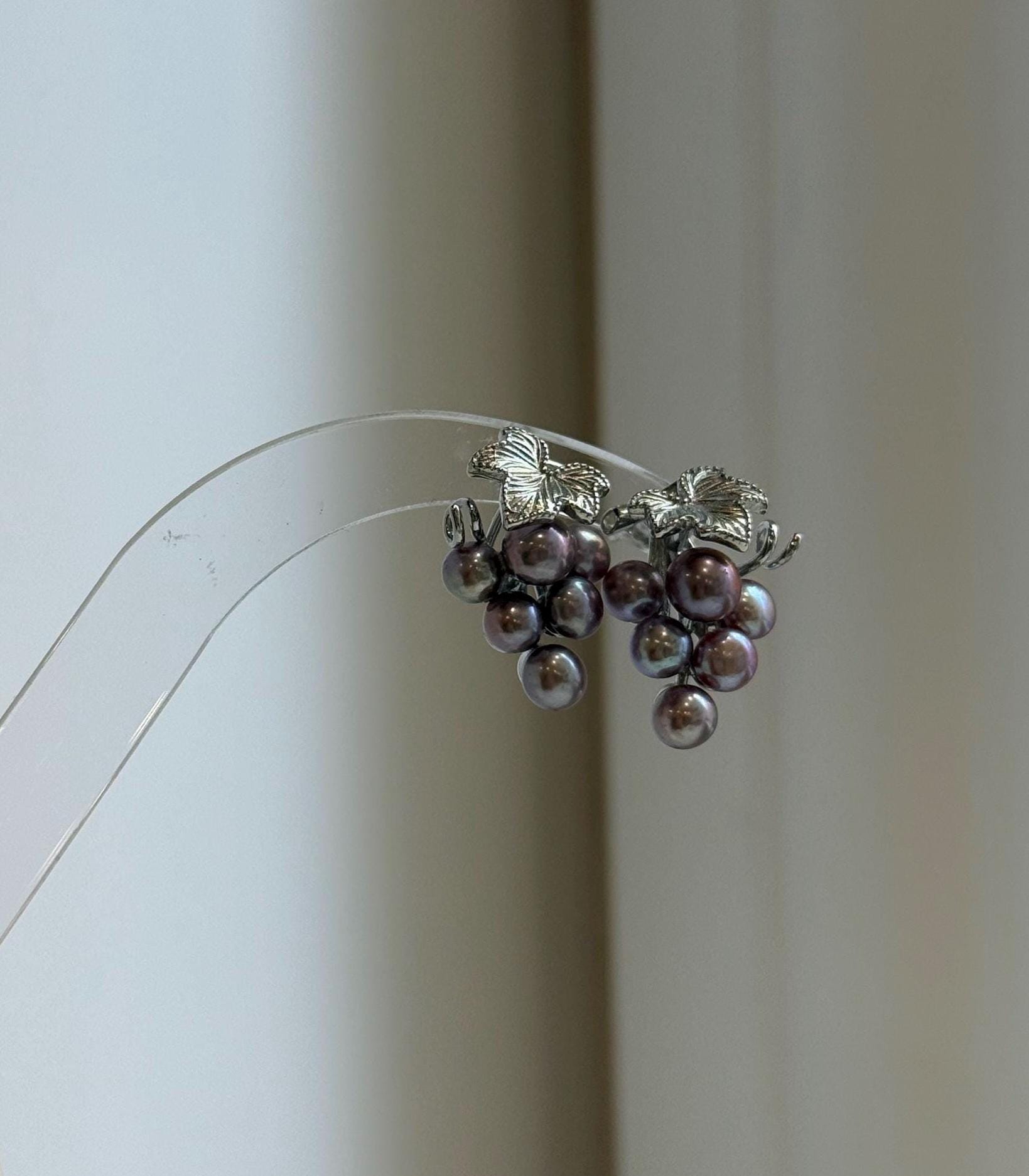 Elly’s 4.8-5.8mm Genius Freshwater purple Keshi Pearls Grape Earrings: Extreme luster mirrored, 1.4x2.2cm, S925 silver earrings.