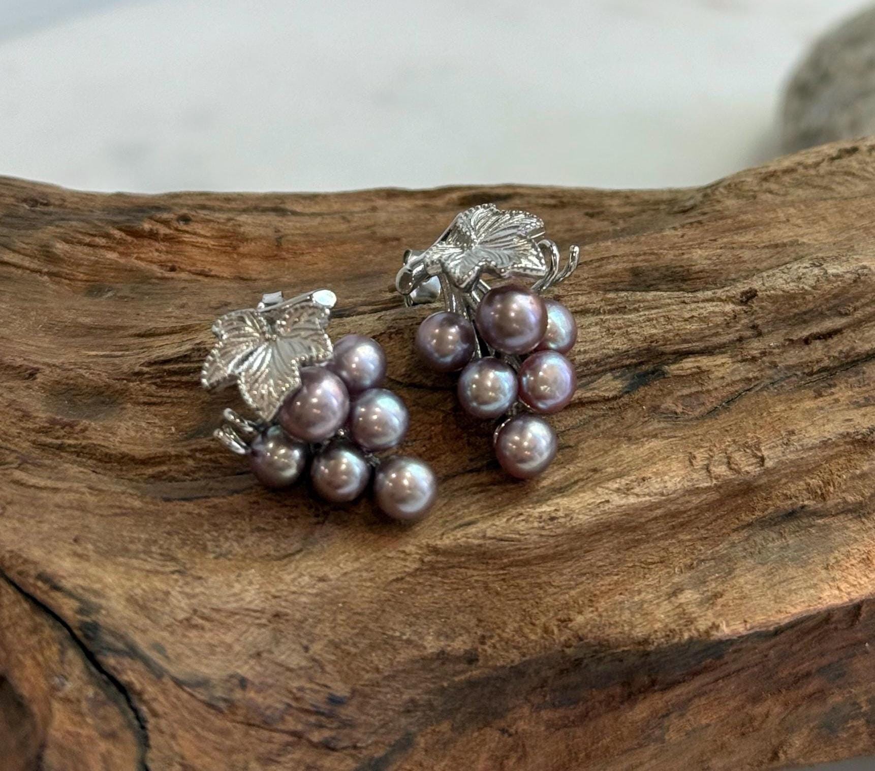 Elly’s 4.8-5.8mm Genius Freshwater purple Keshi Pearls Grape Earrings: Extreme luster mirrored, 1.4x2.2cm, S925 silver earrings.