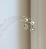Elly’s 2.0ct Moissanite Akoya ocean pearls earrings: Extreme luster Mirrored, 4.9mm, 1.7cm high, S925 silver cool earrings.