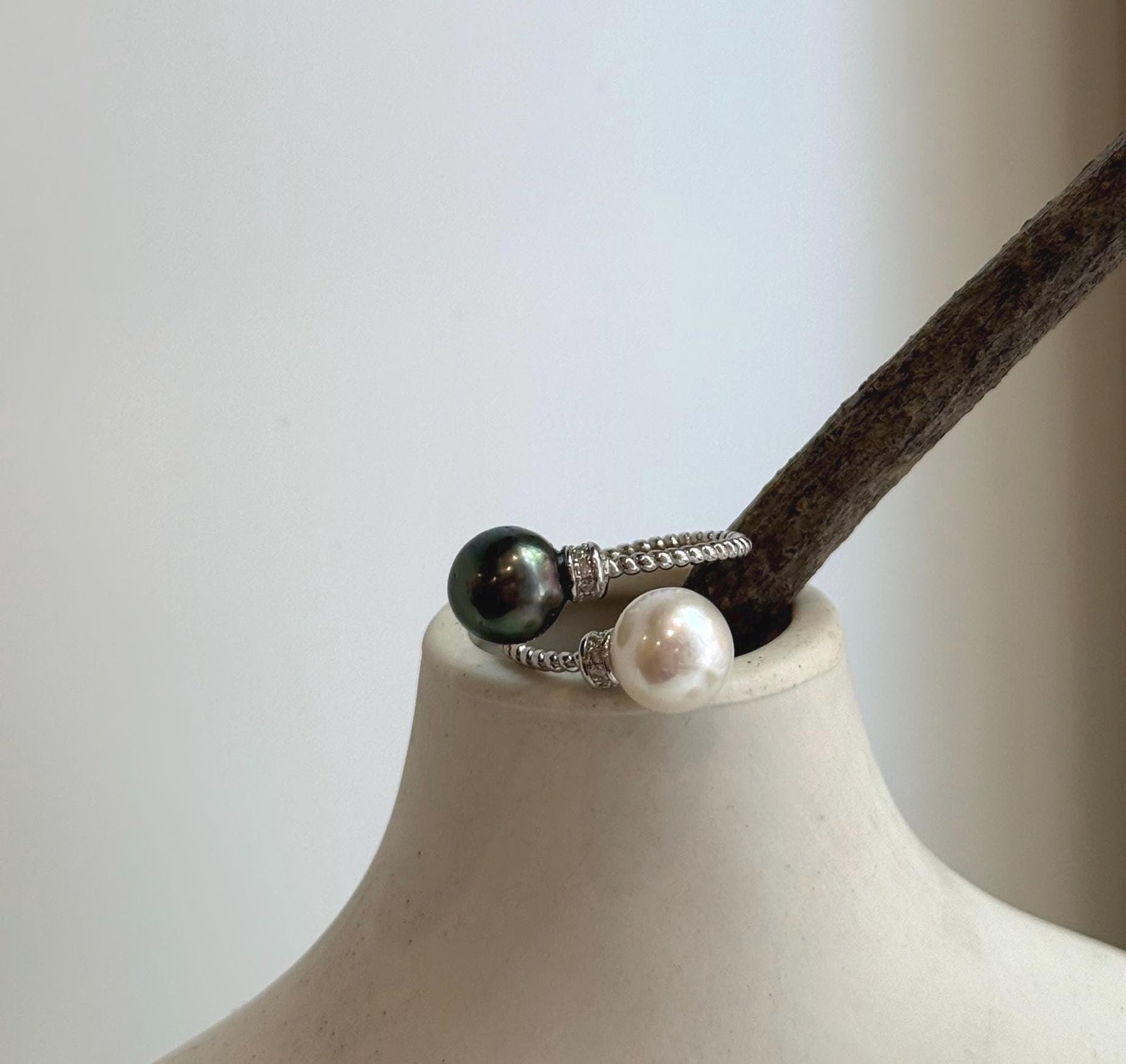 Elly’s Double Tahitian ocean Edison pearls Ring: Extreme luster mirrored, 9-9.5mm , S925 silver adjustable minimalist high quality daily price pearls Ring.