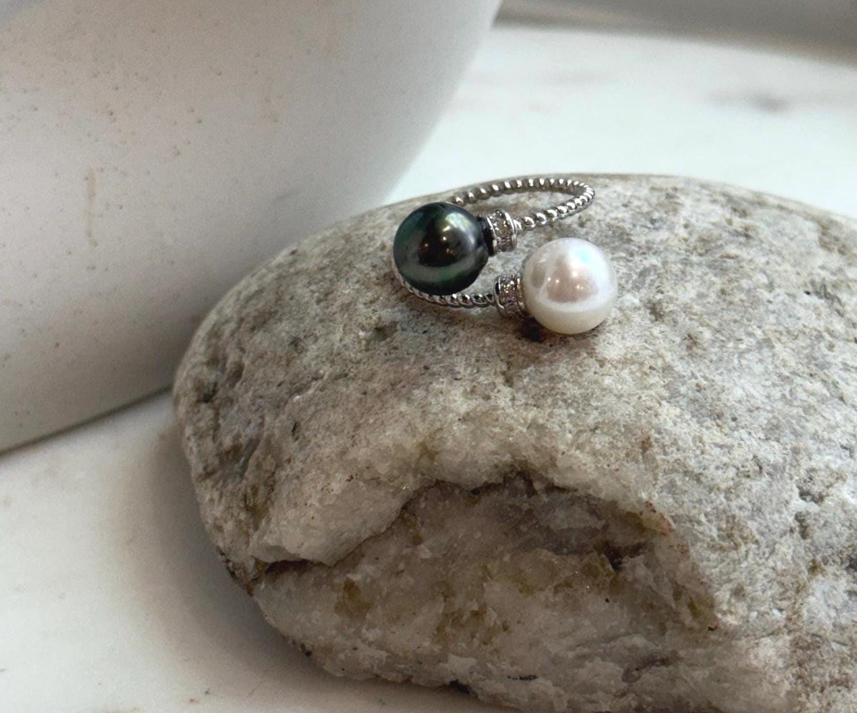 Elly’s Double Tahitian ocean Edison pearls Ring: Extreme luster mirrored, 9-9.5mm , S925 silver adjustable minimalist high quality daily price pearls Ring.