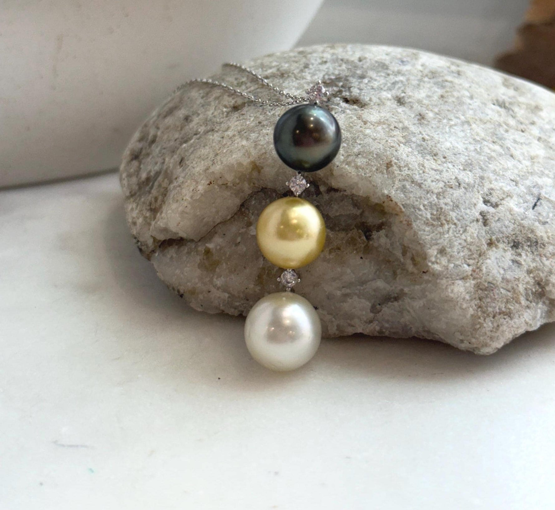 tri south sea ocean pearls pendant for her