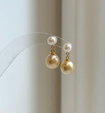 Elly’s 5.7-9.4mm South sea golden ocean White freshwater Pearls Earrings: Extreme luster Mirrored, 2.2cm high, S925 silver earrings.
