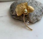 Elly’s Genius South Sea deep Golden Pearl fancy cool Floral  Brooch Pendant 2in1: 9.2mm, extreme luster mirrored.