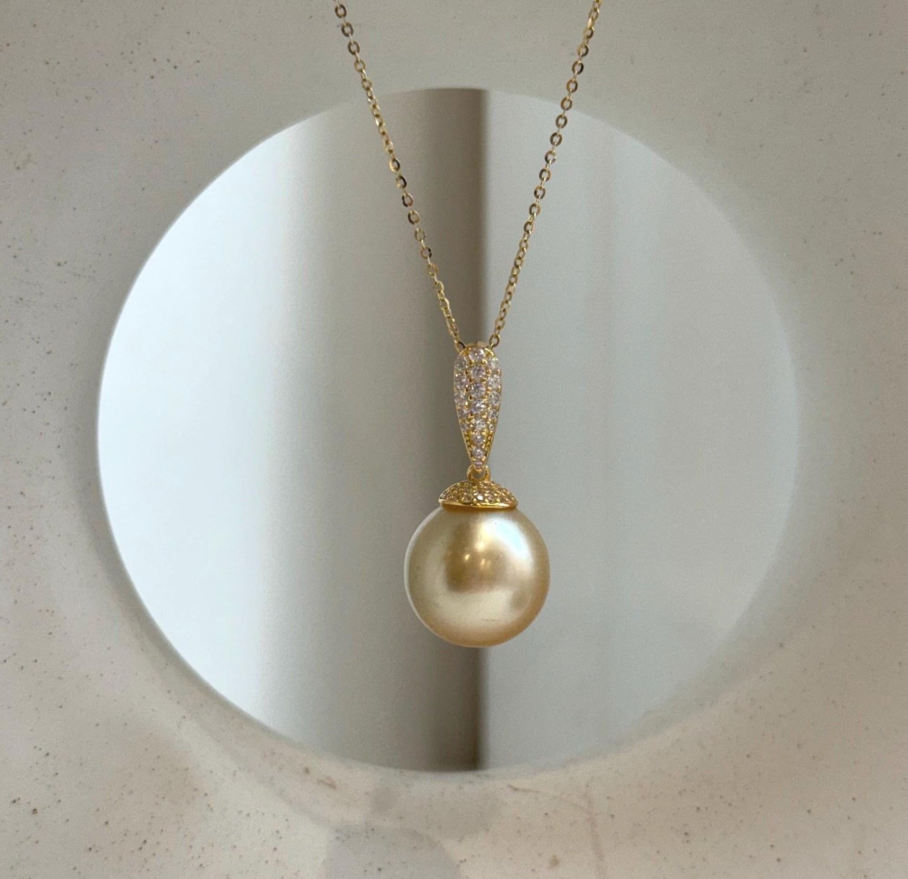 Elly’s 14.6mm Huge South Sea deep tea gold ocean Pearl pendant: Extreme luster mirrored. S925 silver with gold plated pendant set