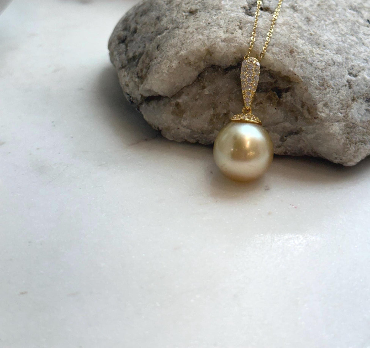 Elly’s 14.6mm Huge South Sea deep tea gold ocean Pearl pendant: Extreme luster mirrored. S925 silver with gold plated pendant set
