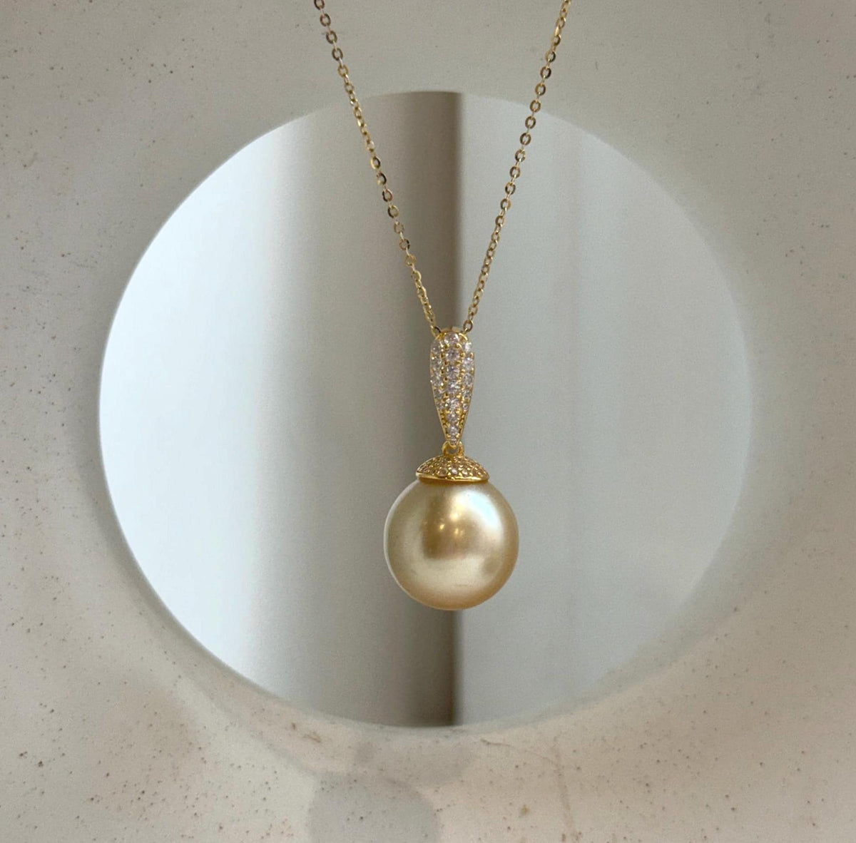 Elly’s 14.6mm Huge South Sea deep tea gold ocean Pearl pendant: Extreme luster mirrored. S925 silver with gold plated pendant set