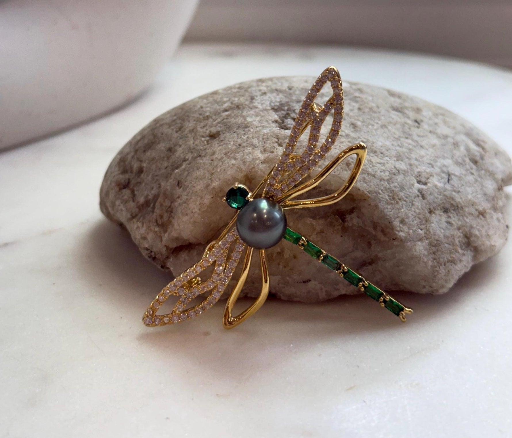 Elly’s 9.6mm Tahitian platinum hunter Ocean dragonfly Brooch Pendant 2in1: Extreme Luster mirrored, 6.2x4.5cm
