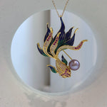 Elly’s Mauve Rose Pearl Goldfish Brooch pendant 2in1: Extreme luster mirrored, 9.6mm, 4x5cm, no chain.