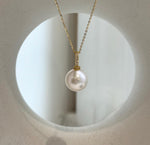 white Edison Pearl stering silver pendant for her anniversary