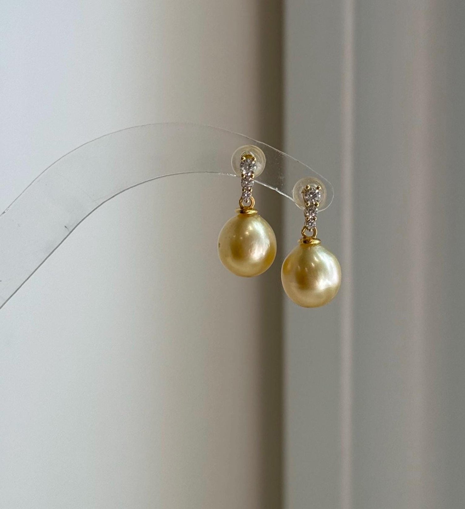 Elly’s 9.3mm South sea ultra golden ocean Pearls Earrings: Extreme luster mirrored, 1.8cm high, S925 silver earrings.
