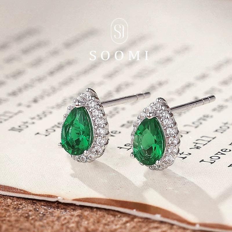 vivid green lab emerald gemstone sterling silver earrings