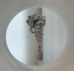 Elly’s Tahitian platinum Ocean Pearl Leopard Brooch pendant 2in1: Extreme luster mirrored, 10.2mm, 2.2x4.7cm, no chain.