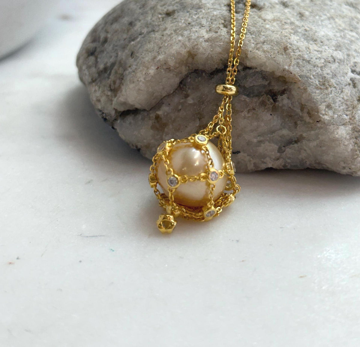 south sea golden ocean pearl net pocket pendant chain set
