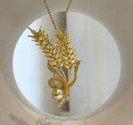 Elly’s Genius South Sea deep Golden Pearl Wheat Brooch Pendant 2in1: 8.8mm, extreme luster mirrored, 3.2x6cm. No chain